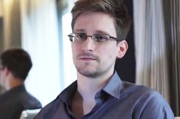 Сноуден работает над чехлом для смартфона, защищающим от госслежки