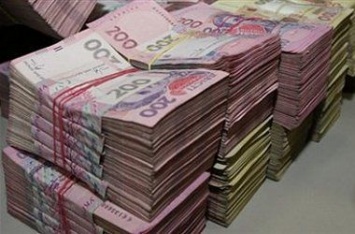 Банковскую работницу будут судить за присвоение средств вкладчиков во Львове
