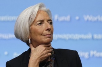 По делу Бернара Тапи во Франции в суд вызвали главу МВФ Кристин Лагард