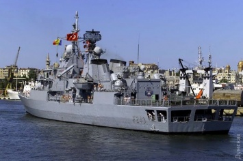 Ожидаемая замена на "Си Бризе": турки заменили участвовавший в попытке путча "Явуз" на другой корабль