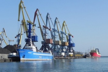 К сентябрю в Бердянском порту завершат дноуглубительные работы