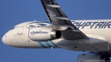 NYT: Самолет Egypt Air распался в воздухе из-за пожара