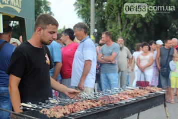 Первый фестиваль уличной еды в Бердянске