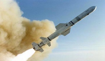 СМИ: КНДР скоро завершит строительство двух новых доков для подлодок с баллистическими ракетами