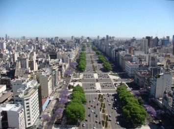 От взрыва в Буэнос-Айресе пострадали 17 человек