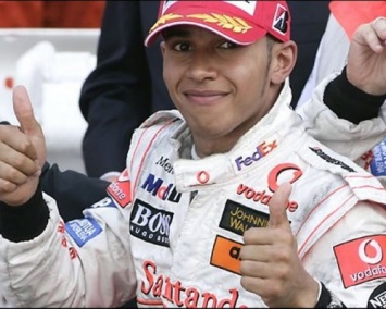 Хэмилтон выиграл Гран-при Венгрии и попал в лидеры общего зачета «Формулы-1»