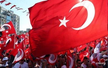 В турецкие тюрьмы попали 62 подростка - СМИ