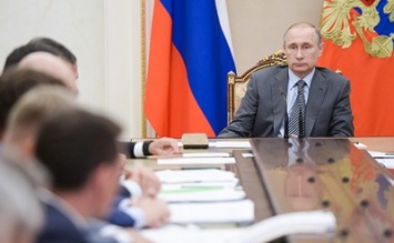 Путин поручил подготовить альтернативу программе Кудрина