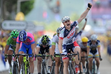 Объявлен победитель многодневной велогонки «Тур де Франс»