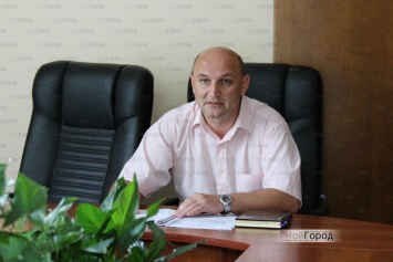 Депутаты горсовета пригрозили Кащенюку увольнением за игнорирование проблемы с "автовокзалом-невидимкой"