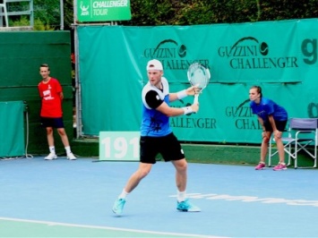 Теннисист И.Марченко получил титул победителя на кортах в Реканати