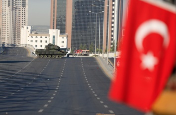 Десятки турецких подростков задержаны за госизмену