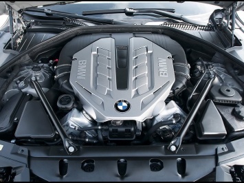 BMW поделится двигателями с Jaguar Land Rover