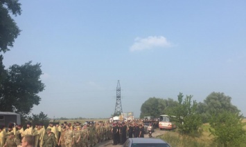 Крестный ход УПЦ МП не пустили в Борисполь (фото)