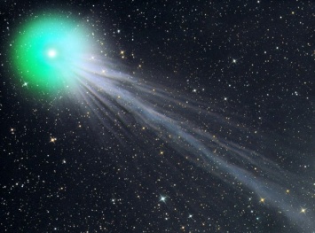 Комета Лавджоя демонстрирует асимметричное поведение в перигелии