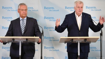 Глава МВД Баварии: Высылка беженцев не должна быть табу