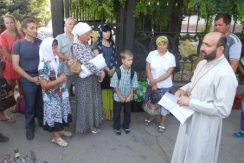 Полсотни павлоградцев отправились на крестных ход в Киев