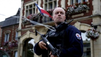 Нападение на церковь в Нормандии: один из убийц был под наблюдением