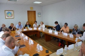 Мэры Большого Доброполья встретились с международной делегацией