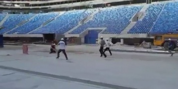 Вице-губернатор Петербурга опубликовал запись "футбольного матча" на недостроенном стадионе Зенита