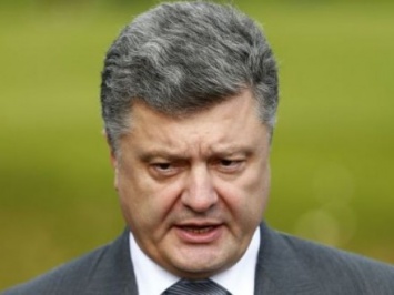 Президент: Украина не будет наблюдать за вмешательством другого государства в ее церковные дела