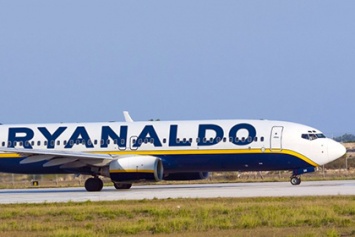 Ирландская авиакомпания назвала один из своих самолетов в честь Роналду