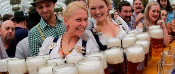 На музыкальном фестивале в Дании снова собирали мочу для производства пива