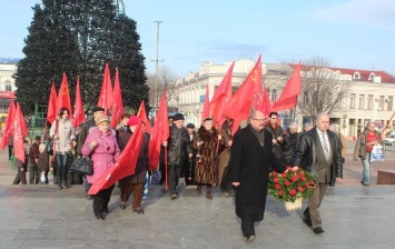Крымские коммунисты поддержали заслание Аксенова в Сибирь