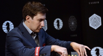 Карякин сыграл вничью с Карлсеном в 8-м туре шахматного турнира в Бильбао