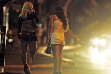 Финские проститутки устроили массовую драку в Хельсинки