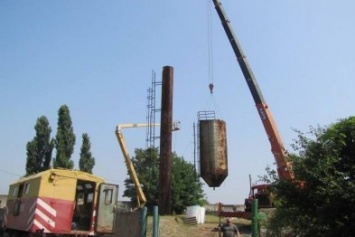 Херсонский Водоканал демонтирует водонапорные башни (фото)