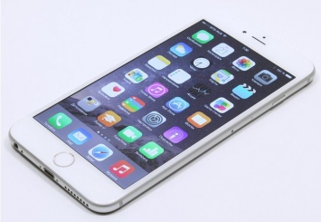 Apple подозревают в координирующей роли при установлении цен на iPhone в России