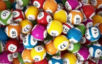 В США семейная пара выиграла в лотерею $536 млн