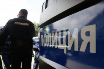 Для спасения от насильника женщина выпрыгнула из машины на ходу в Петербурге