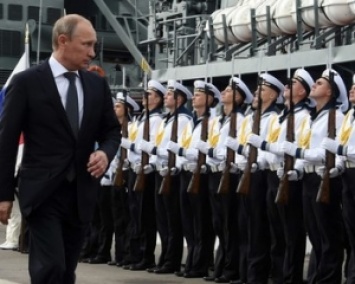 День ВМФ в России: Путин бряцает оружием