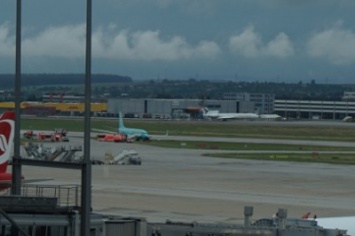 Аэропорт Штутгарта остановил работу из-за выкатившегося за пределы ВПП самолета