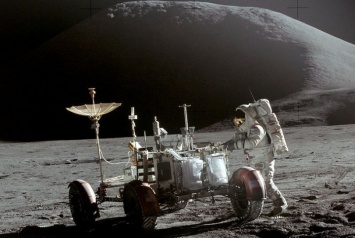 Ученый Минобороны США назвал Луну «структурой инопланетян»