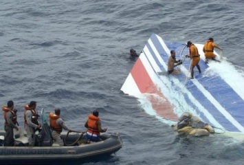 СМИ: Экипаж разбившегося рейса MH370 сохранял контроль над лайнером до самого падения