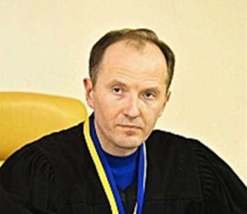 «Ручной» судья Партии регионов будет судить Ефремова