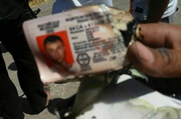 Фотографии личных вещей сбитого в Сирии экипажа вертолета появились в сети