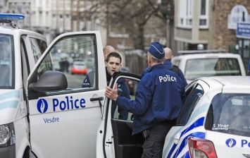 В Бельгии мигрант напал с ножом на священника