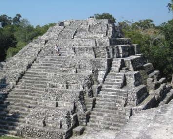 Археологи нашли гробницу правителя майя