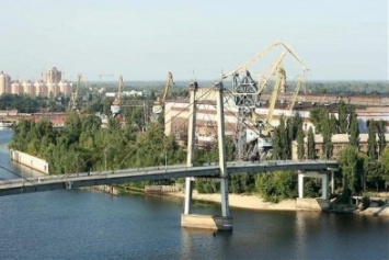В Киеве предлагают усилить охрану мостов от подростков