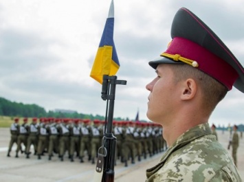 Военные сегодня под Киевом провели репетицию Марша Независимости