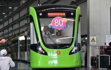 Беспроводной трамвай: 30-секундой зарядки хватает на 5 километров