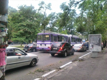 В центре Днепра образовался провал