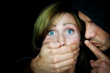 «Заезжий молодец»: Криворожанку пытался изнасиловать житель Нидерландов