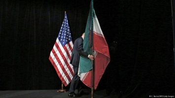 США разъяснили вывоз денег самолетом в Иран