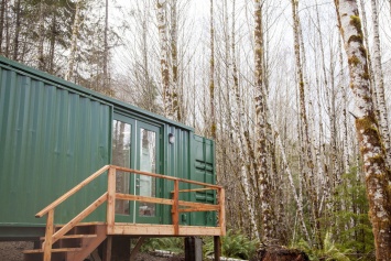 Montainer Homes - жилища из транспортных контейнеров для сдачи на Airbnb