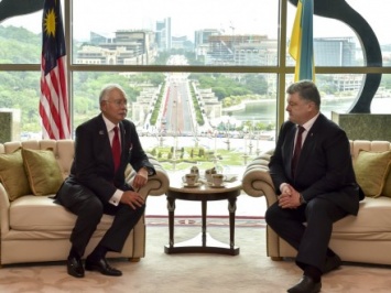 Премьер Малайзии: следствие по сбиванию MH17 должно завершиться до конца года